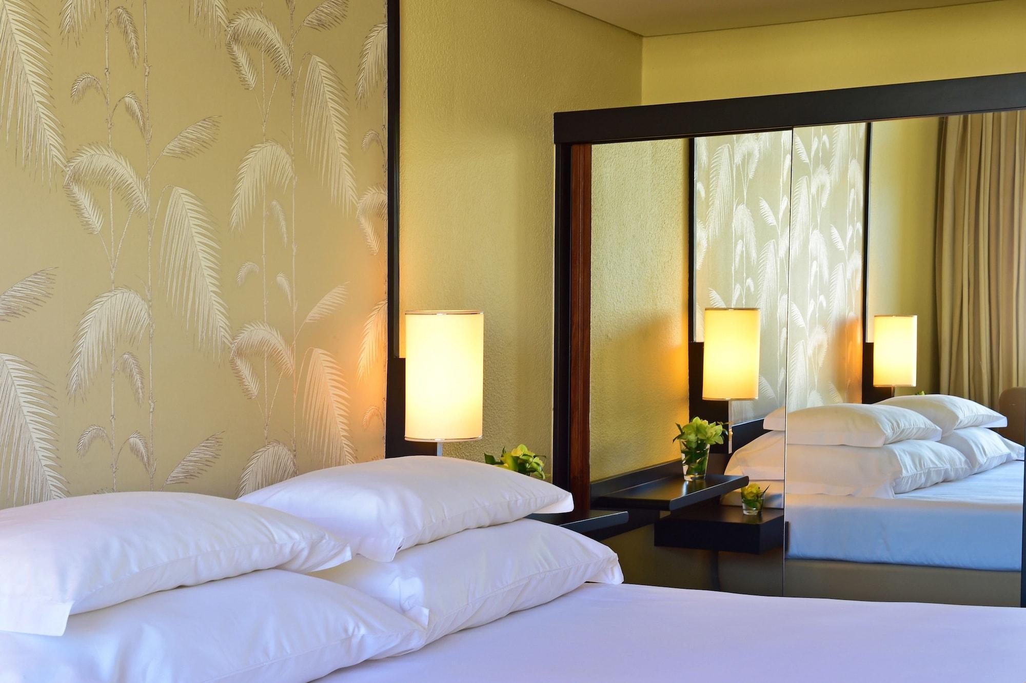 Pestana Casino Park Hotel&Casino Funchal  Esterno foto A bedroom at the hotel