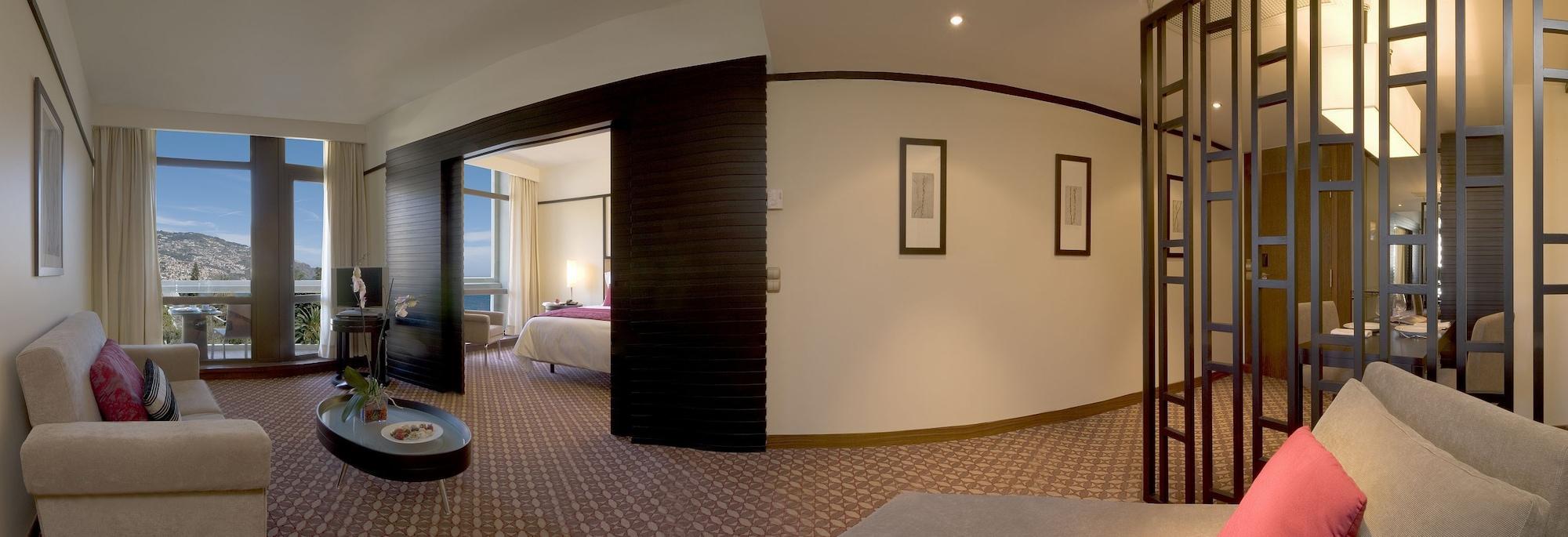 Pestana Casino Park Hotel&Casino Funchal  Esterno foto Suite