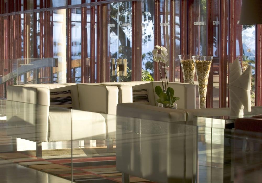 Pestana Casino Park Hotel&Casino Funchal  Esterno foto The lobby of the hotel